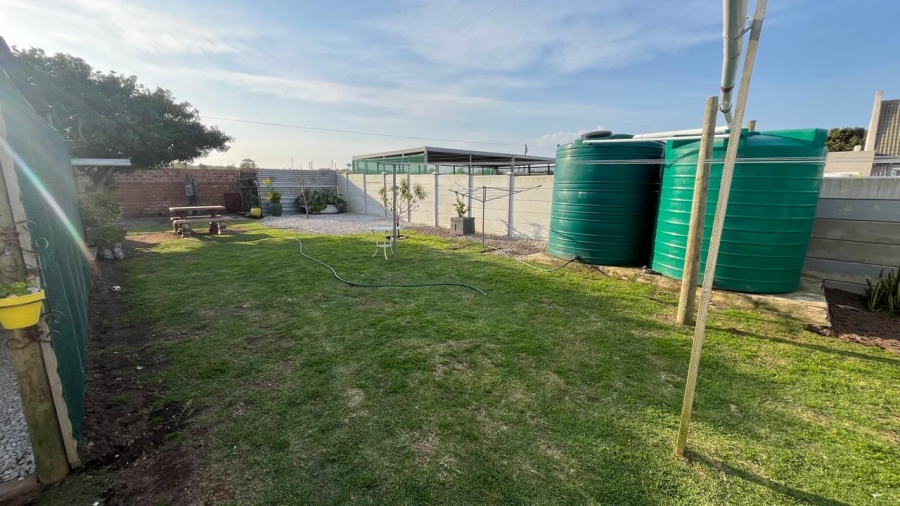 2 Bedroom Property for Sale in Wavecrest Eastern Cape